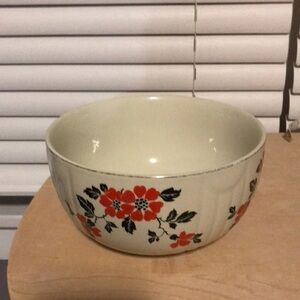 Hall’s Red Poppy Vintage Bowl